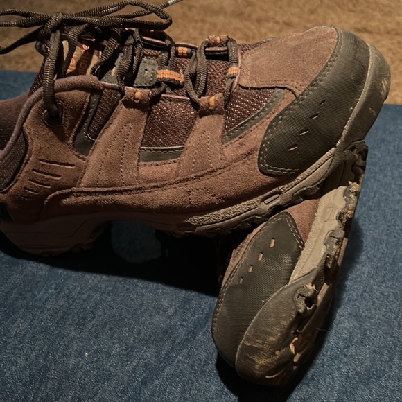 New balance men’s 605 size 12 4E(wide) in brown leather and nylon. - Picture 3 of 7